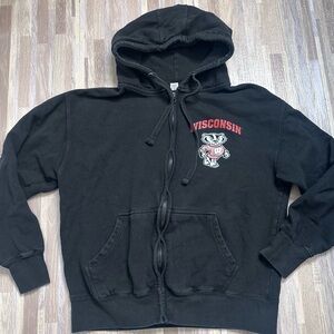 University of Wisconsin Badgers Black Full-Zip Hoodie Sweatshirt, Size Medium